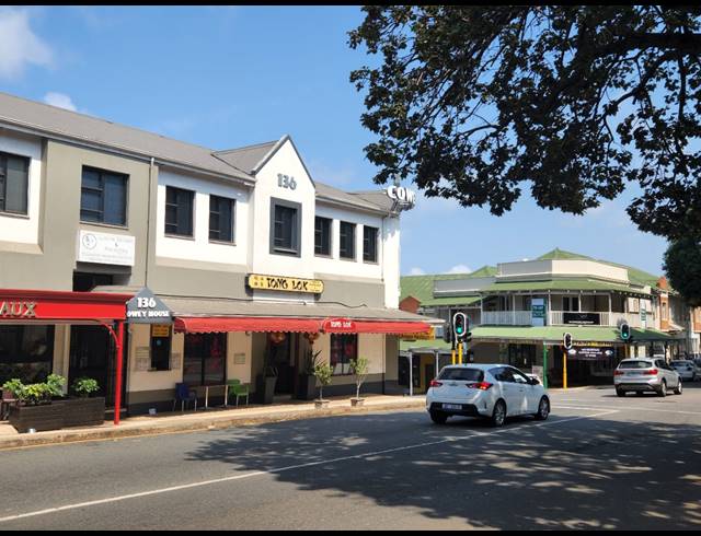 150M² RESTAURANT TO LET IN ESSENWOOD